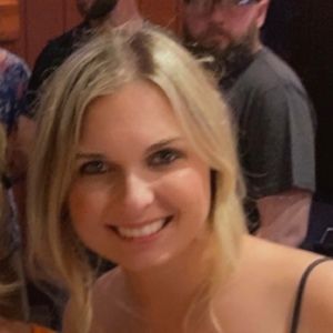 Meet your Posher, Angie